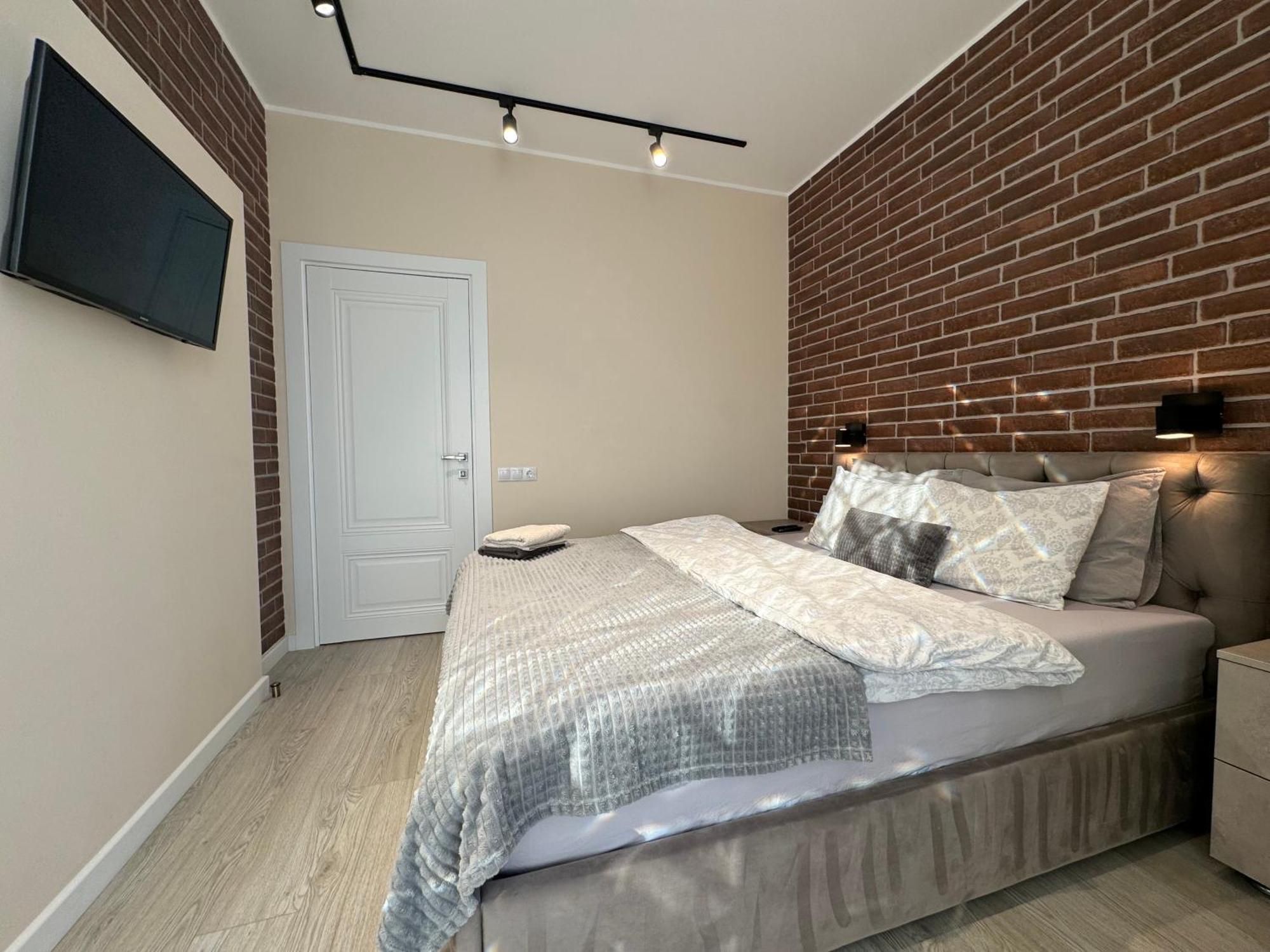 Business Lux Apartment Solomon City تشيسيناو المظهر الخارجي الصورة