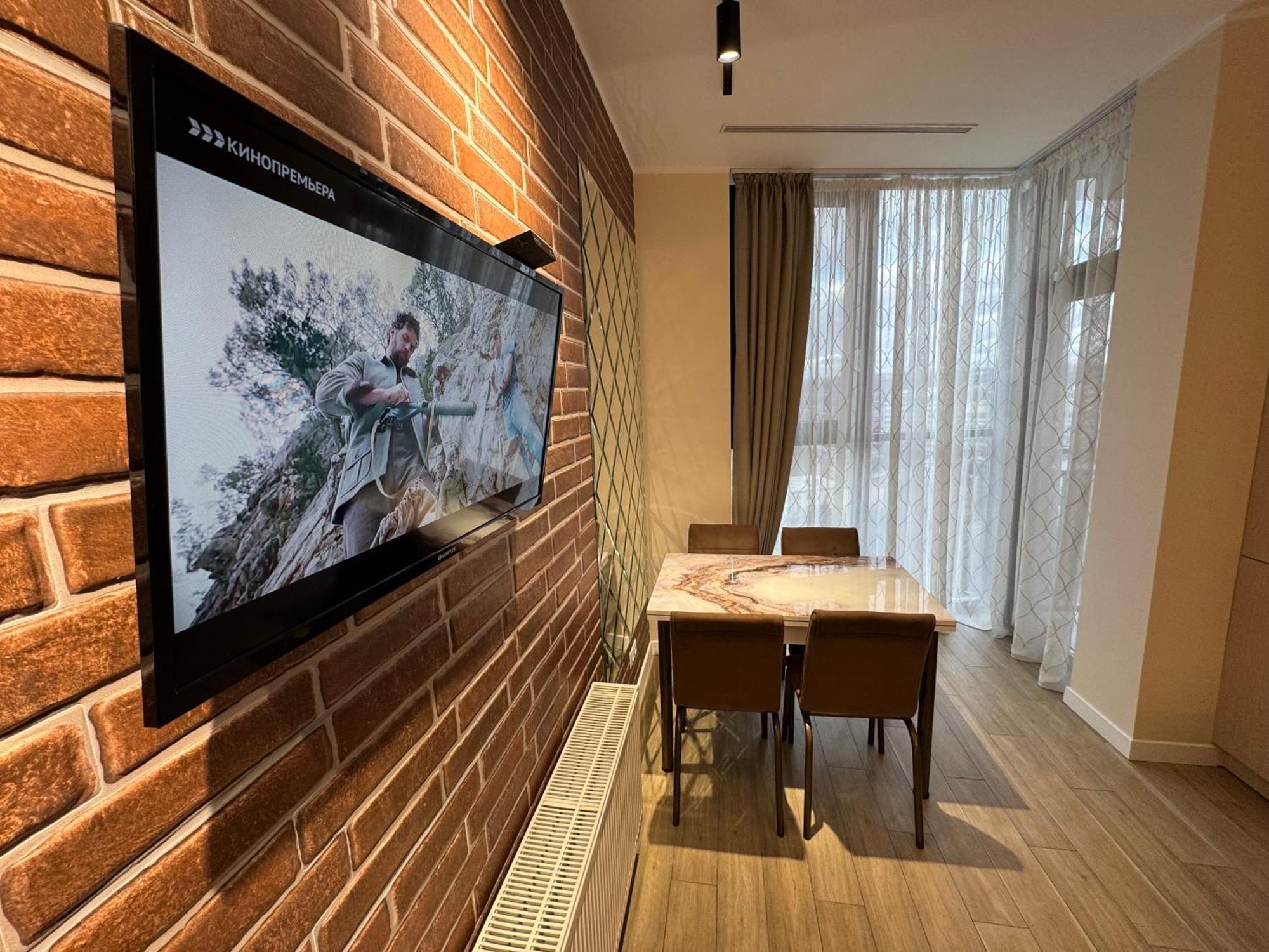 Business Lux Apartment Solomon City تشيسيناو المظهر الخارجي الصورة